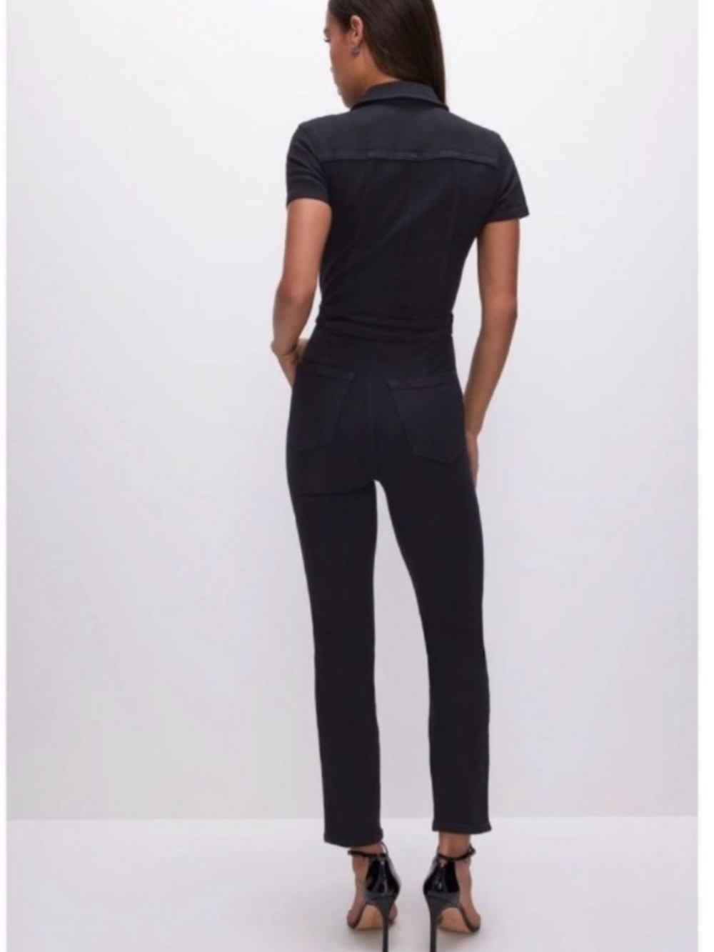 Good American - Fit for Success
Jumpsuit Black Denim - NWT - Size 1
Small - Picture 6 of 6
